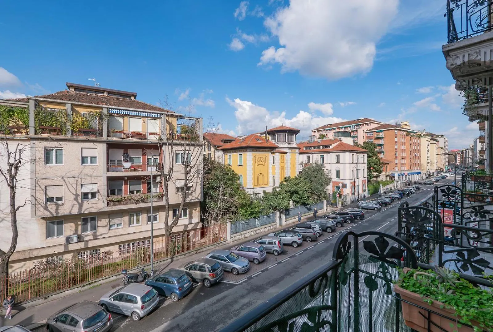 I Host Apartment Citta Studi - Ampere Milan 0*,  Italy